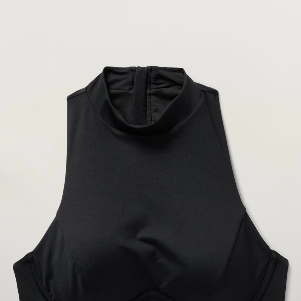 Athleta Maldives sport longline bikini top size 32 D/DD Brand New.